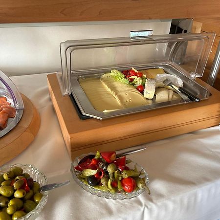 Hotel Berg Dannenfels Bagian luar foto