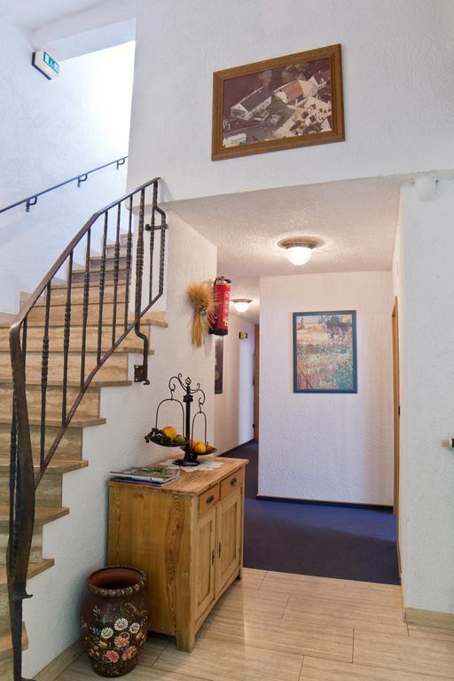 Hotel Berg Dannenfels Bagian luar foto